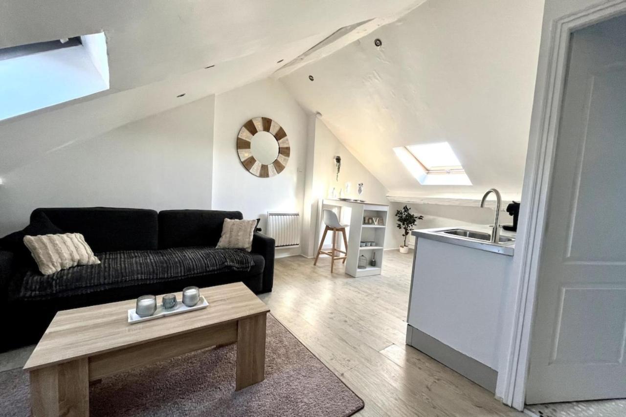 The Little French Studio - Fontainebleau Appartement Buitenkant foto